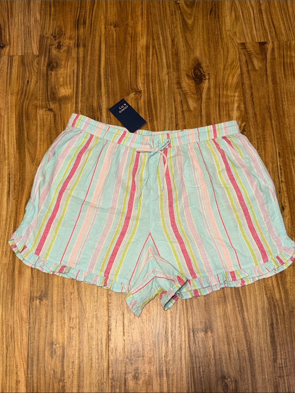 Crown & Ivy women XL 16 18 shorts Striped Ruffle blue pink casual pull on nwt